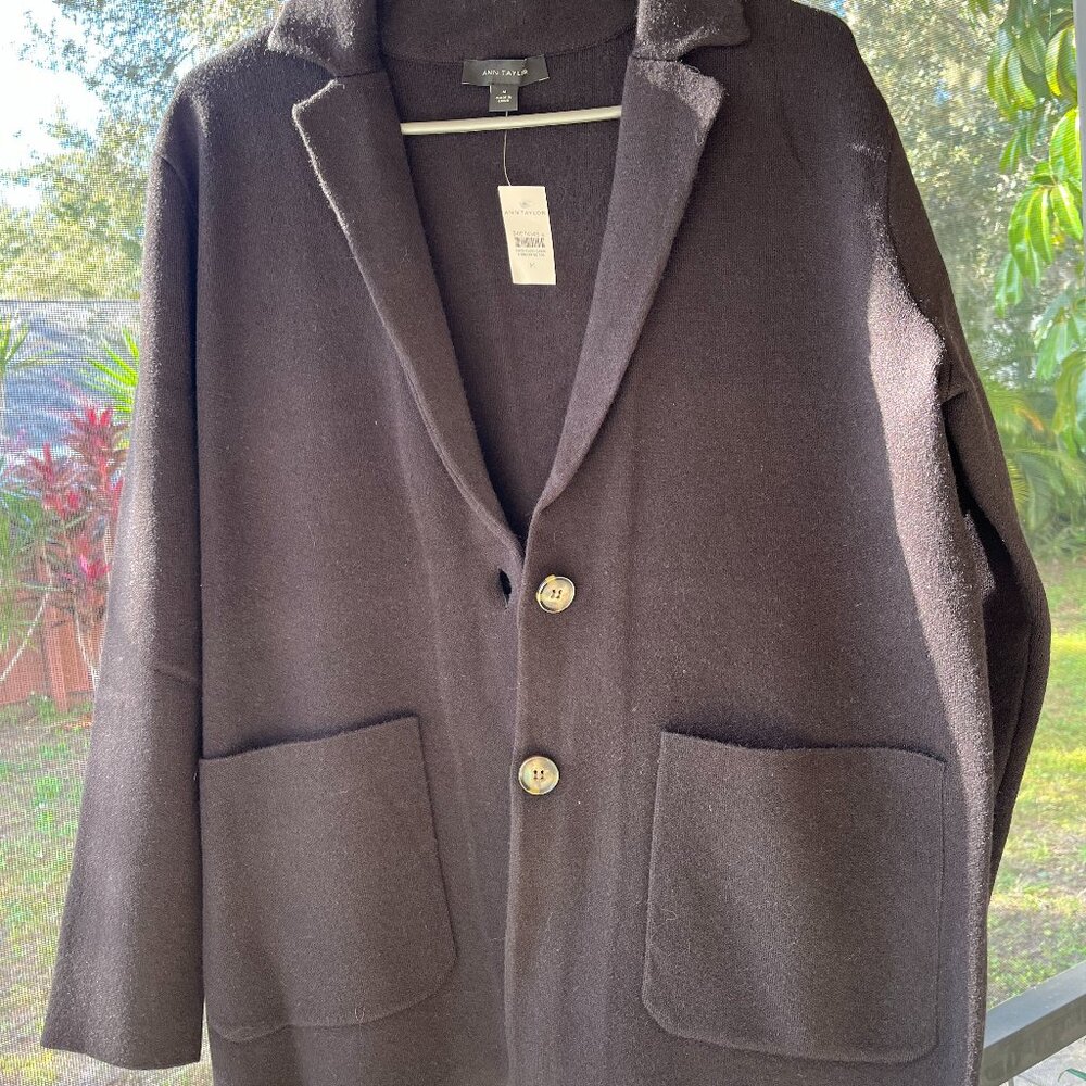 Ann Taylor Black Blazer ( Jacket ) size M fit L